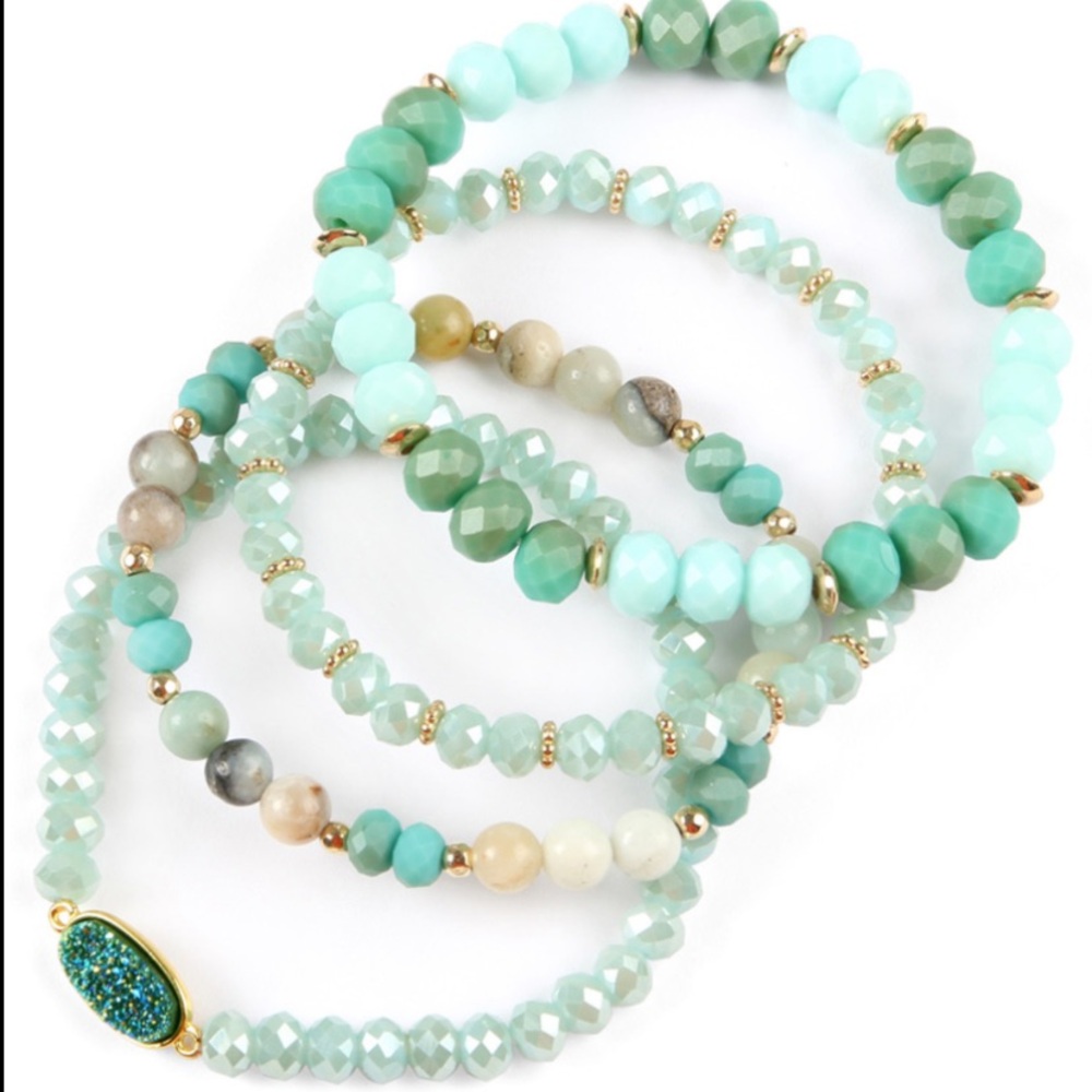 FREE SHIPPING 5 bracelets ⬇️⬇️DRUZY OVAL MIXED
BEADS BRACELET
SET - Picture 2 of 10